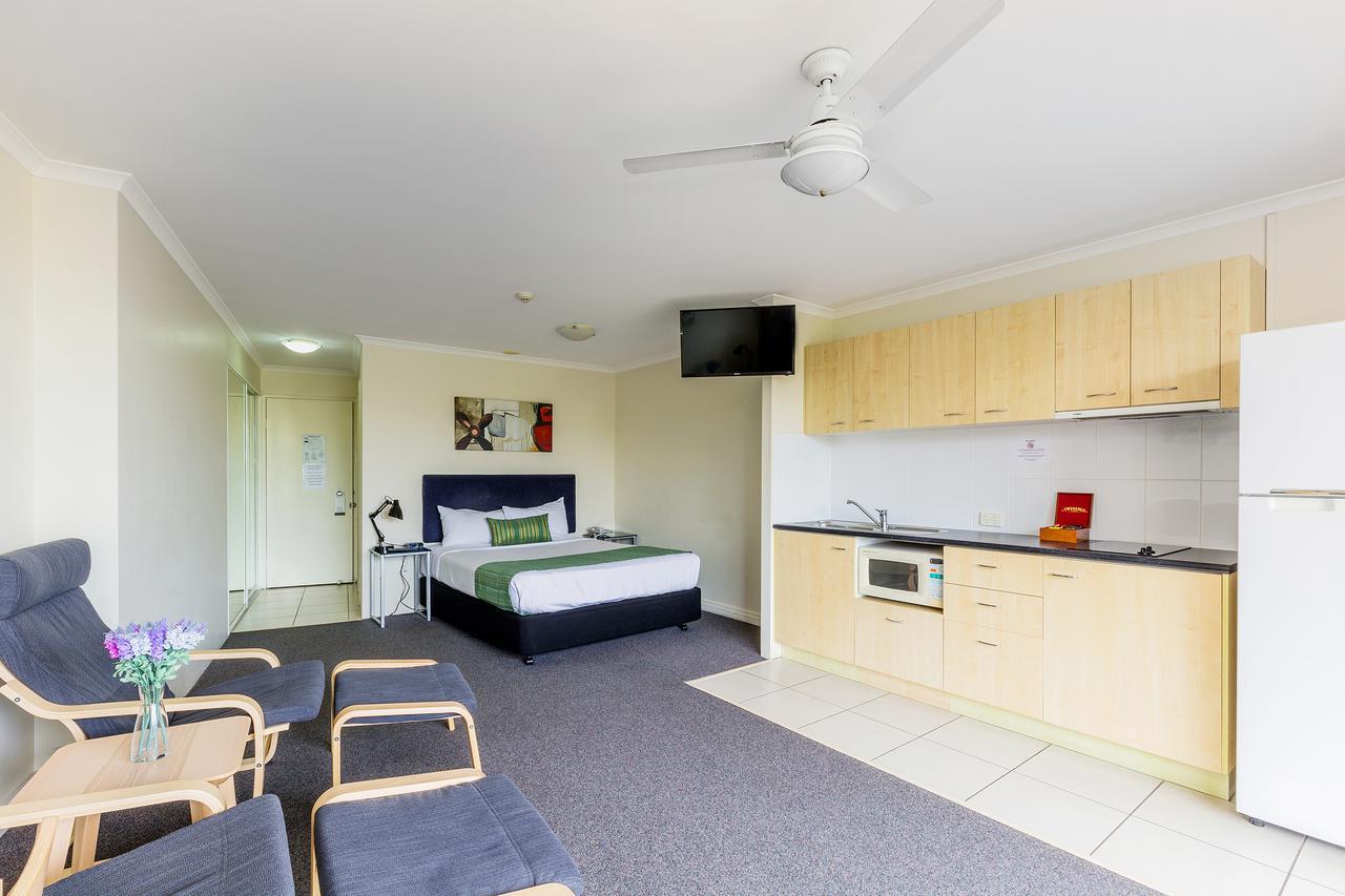 The Wellington Apartment Hotel Brisbane Exterior photo