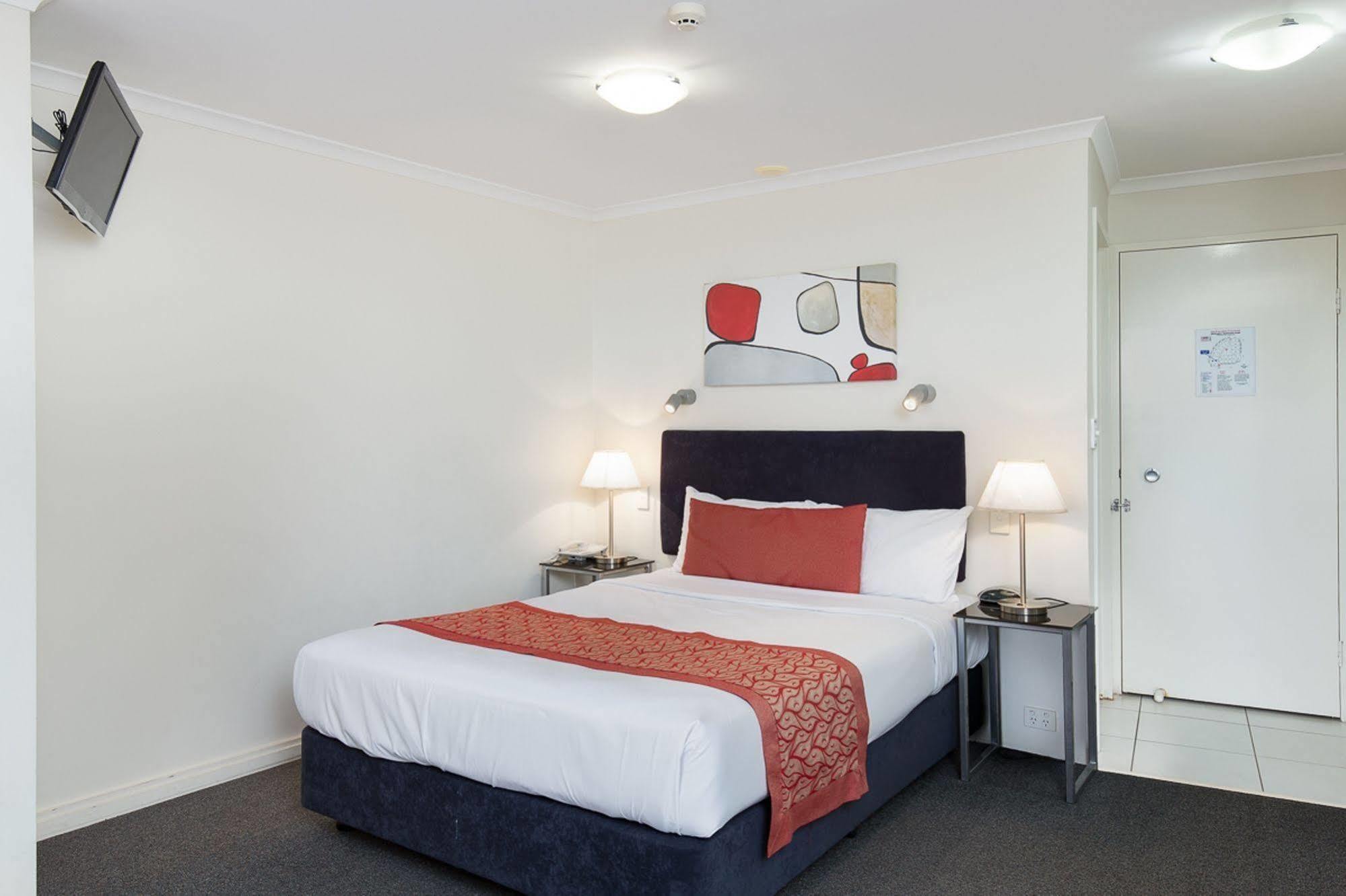 The Wellington Apartment Hotel Brisbane Exterior photo