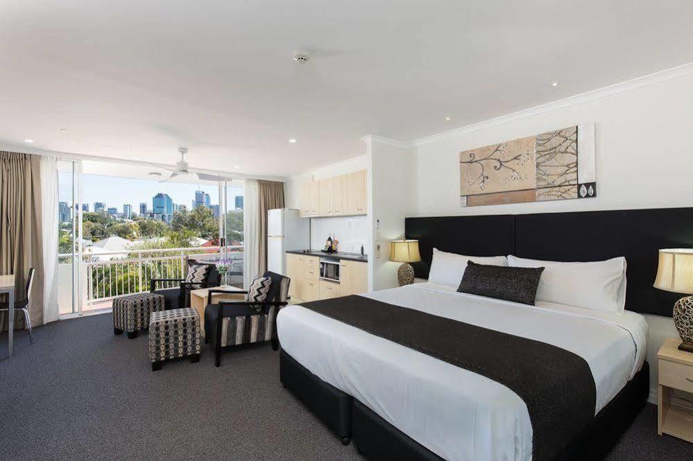The Wellington Apartment Hotel Brisbane Exterior photo