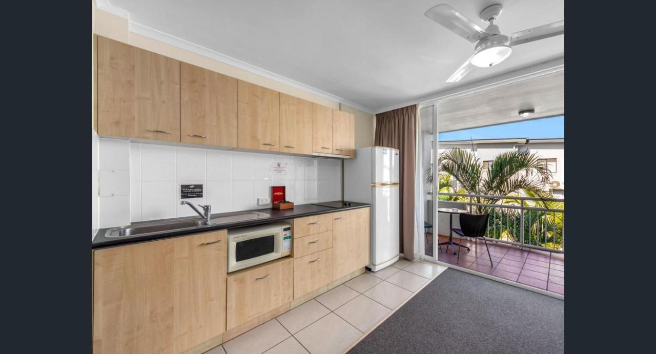 The Wellington Apartment Hotel Brisbane Exterior photo
